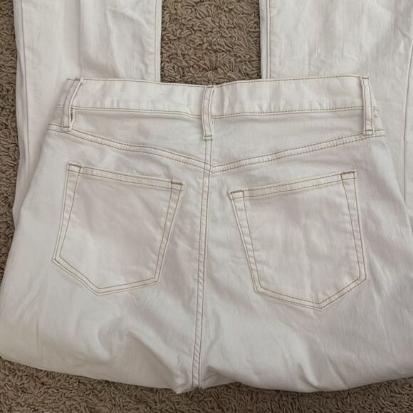LOFT Kick Crop Jeans in White - Picture 6 of 7